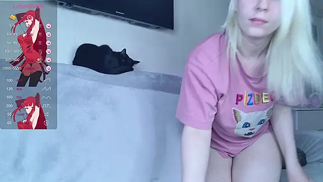 Evelyn rabbit online show from March 2025 03:40:01 PM