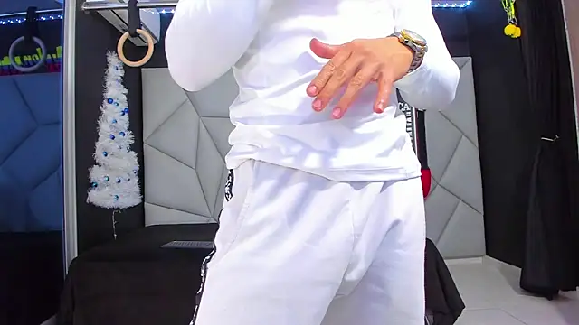 Aydenmiller96 online show from December 2024 02:47:02 AM