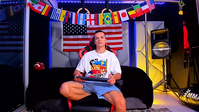Aydenmiller96 online show from July 2026 01:03:01 PM