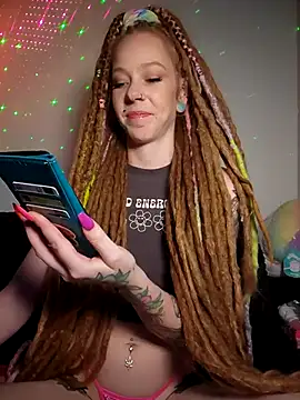 LucidLucy online show from April 2026 02:04:01 AM