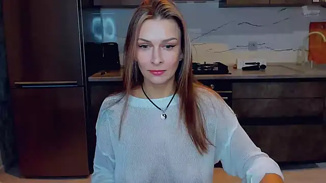 AlexiaDarren online show from February 2025 04:00:02 PM