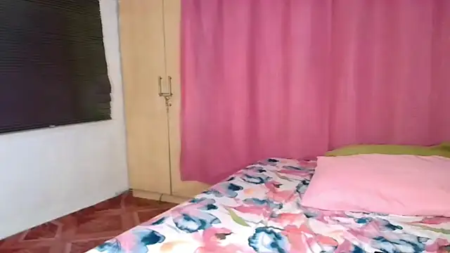 sexyindianchic online show from March 2025 09:21:01 PM