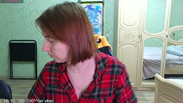 DanaMartina online show from October 2025 05:36:02 PM