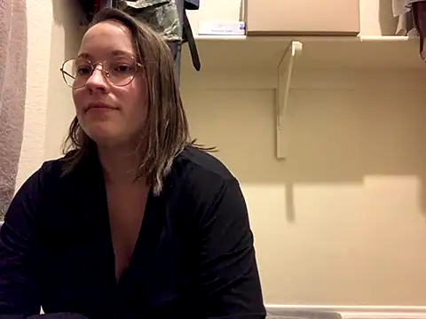  minikui  online show from October 2025 01:15:01 AM