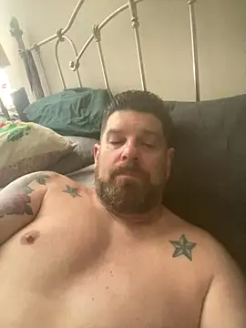 Snapshot of avgman76 chatting on November 2025 08:00:01 PM avgman76 online show from November 2025 08:00:01 PM