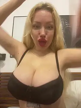 SofiaJoy online show from February 2026 04:36:02 PM