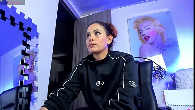 KimberlySaen online show from January 2026 11:54:01 PM