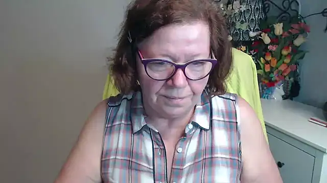 Snapshot of Adelewildx chatting on May 2026 02:52:02 AM Adelewildx online show from May 2026 02:52:02 AM