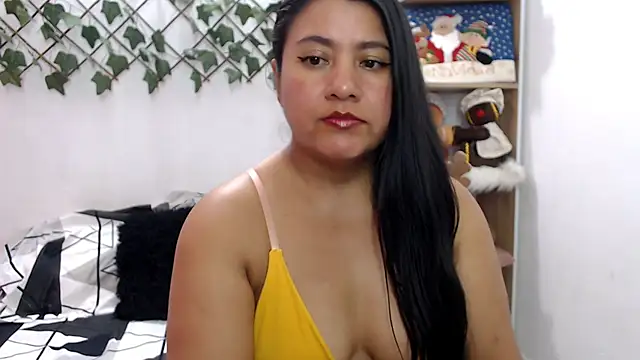 BellaBellosinia online show from December 2024 02:52:02 AM