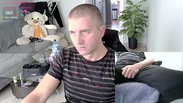 Maribor online show from November 2025 01:00:02 PM