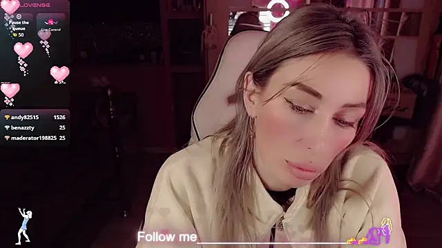 AnnieGOld  online show from February 2026 07:45:02 AM