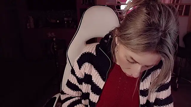 AnnieGOld  online show from March 2026 08:07:01 AM