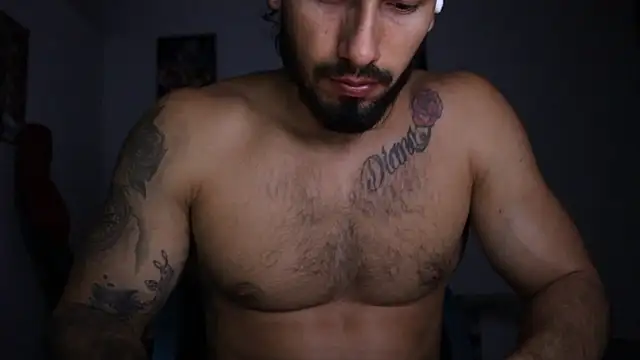 Snapshot of Baky_sexy chatting on January 2025 03:44:01 AM Baky sexy online show from January 2025 03:44:01 AM