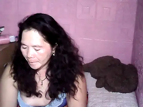 hotpusie 4u online show from September 2025 05:07:02 PM