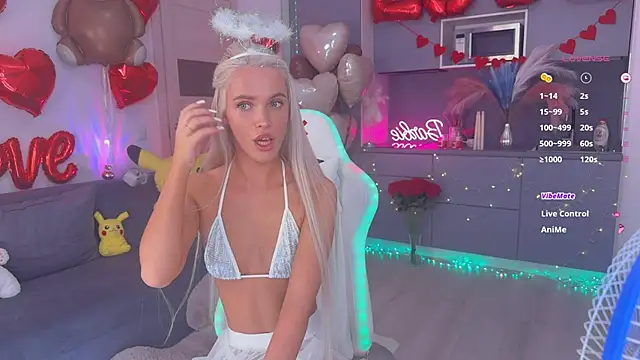 Snapshot of mikkixmeow chatting on February 2025 10:00:02 AM mikkixmeow online show from February 2025 10:00:02 AM