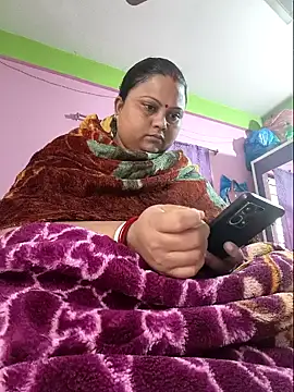 yourssoumi online show from January 2025 03:01:01 AM