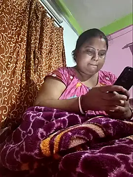 yourssoumi online show from February 2025 11:56:01 AM