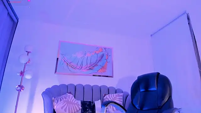 ZoePresleyX online show from July 2026 01:45:01 AM