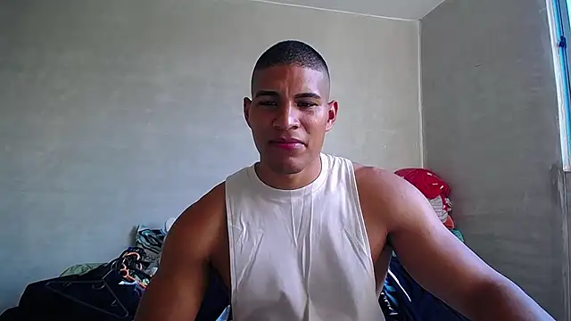 Snapshot of teddyfit19cm chatting on January 2025 10:08:02 PM teddyfit19cm online show from January 2025 10:08:02 PM