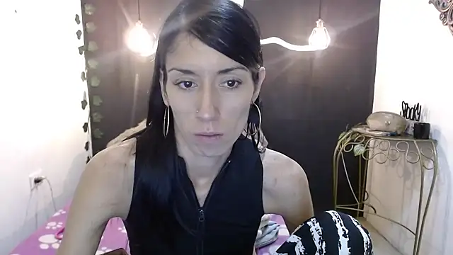 Snapshot of SexyKataShow chatting on January 2025 11:55:02 PM SexyKataShow online show from January 2025 11:55:02 PM