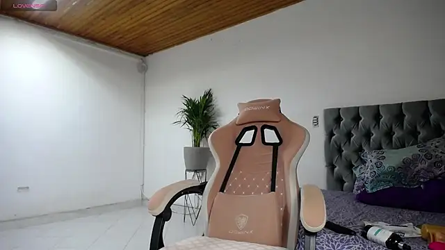 ashley morgan 18 online show from January 2025 05:11:01 AM