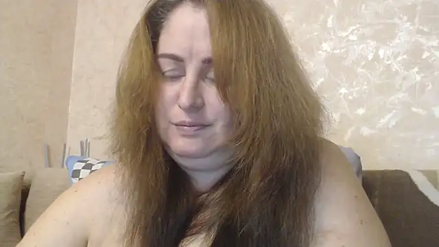 Snapshot of Amy_August chatting on February 2025 12:37:01 PM Amy August online show from February 2025 12:37:01 PM