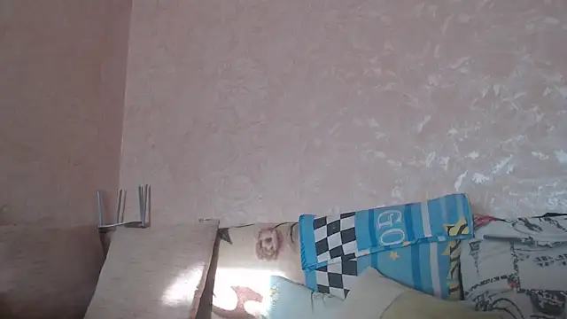 Snapshot of Amy_August chatting on March 2025 01:57:02 PM Amy August online show from March 2025 01:57:02 PM