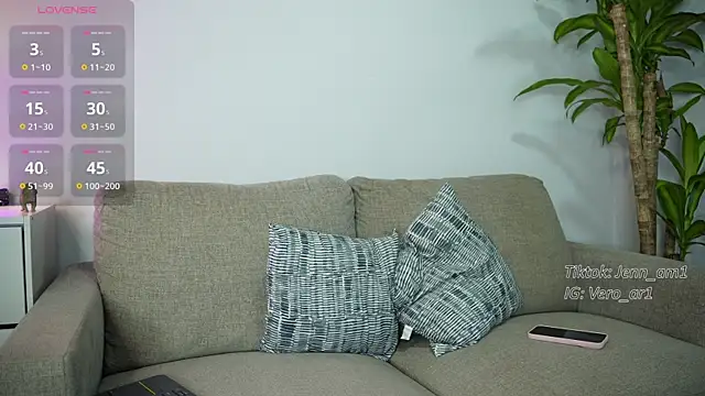 Veronica ar online show from October 2025 12:22:02 AM