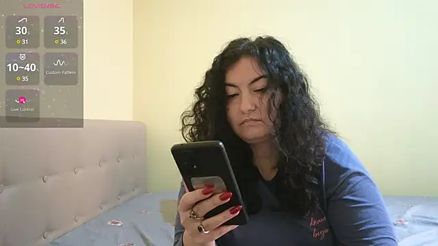 BBW MILF 4U online show from February 2025 12:37:01 PM