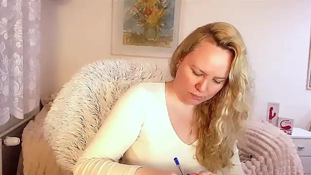 Sarah4you online show from January 2025 05:42:02 PM