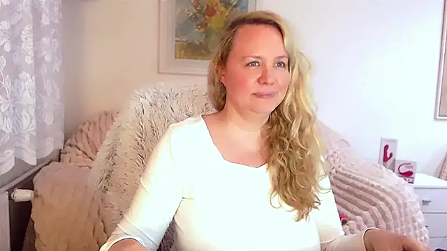 Sarah4you online show from February 2025 01:12:02 AM