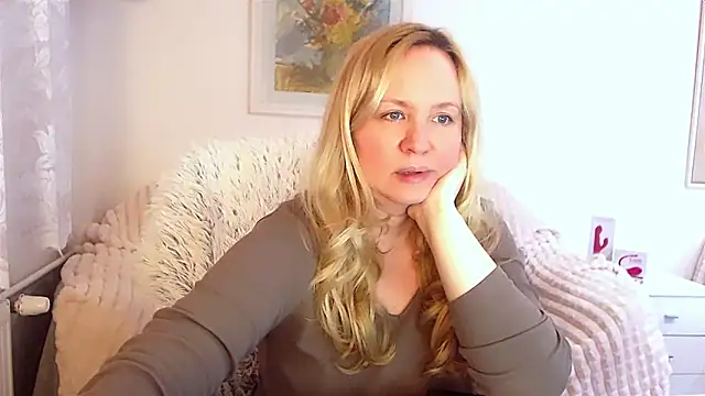 Sarah4you online show from February 2025 09:41:02 PM