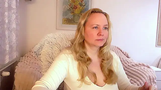 Sarah4you online show from March 2025 09:36:02 PM