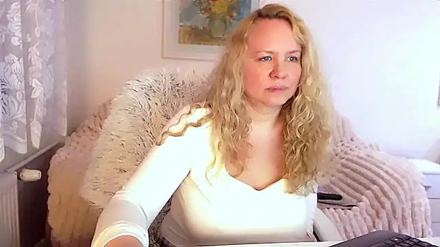 Sarah4you online show from March 2025 12:37:02 AM