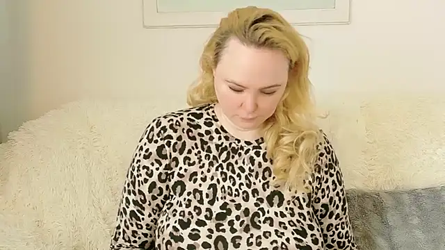 Sarah4you online show from May 2026 01:21:02 PM