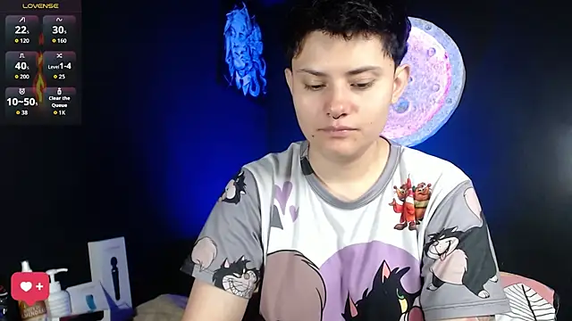 girl intense444 online show from September 2025 01:38:01 PM