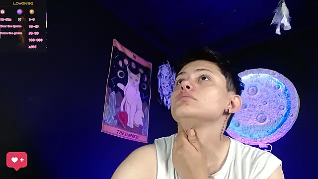 girl intense444 online show from February 2026 12:57:01 PM