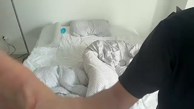 alextang2005 online show from January 2026 05:37:01 PM