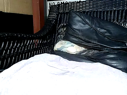 HungHawaiian808xh online show from March 2025 01:10:02 AM