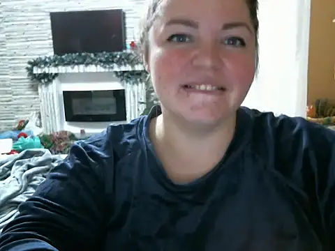 Snapshot of cute__cherry chatting on December 2024 10:20:02 PM cute cherry online show from December 2024 10:20:02 PM