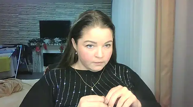 Snapshot of cute__cherry chatting on February 2025 03:52:01 PM cute cherry online show from February 2025 03:52:01 PM