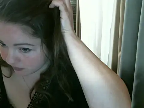 Snapshot of cute__cherry chatting on February 2025 04:41:02 PM cute cherry online show from February 2025 04:41:02 PM