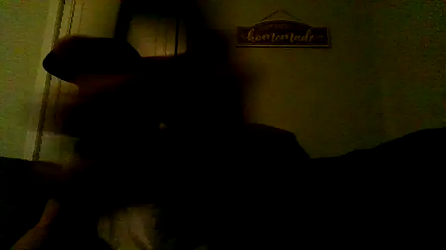 Snapshot of jizzyunit chatting on December 2024 09:40:02 AM jizzyunit online show from December 2024 09:40:02 AM