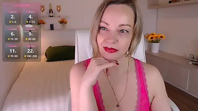 Tilly Eliot online show from September 2025 07:15:02 PM