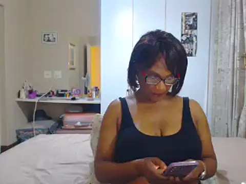 Hotgrannyx online show from December 2024 04:25:01 PM