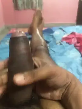 Snapshot of omar23121 chatting on January 2025 05:37:02 PM omar23121 online show from January 2025 05:37:02 PM