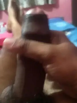 Snapshot of omar23121 chatting on March 2025 03:07:01 PM omar23121 online show from March 2025 03:07:01 PM