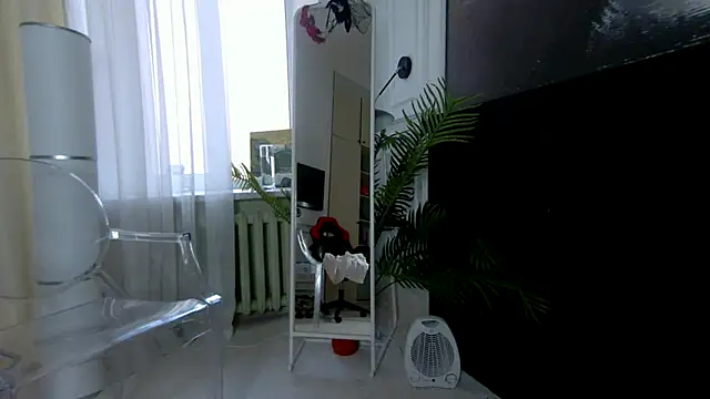 SofiaFoster  online show from October 2025 07:17:01 AM