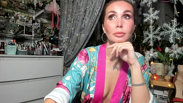 Aurora108 online show from January 2025 10:34:01 PM