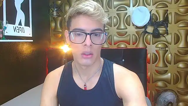 angel sexyevil online show from February 2025 12:25:02 PM